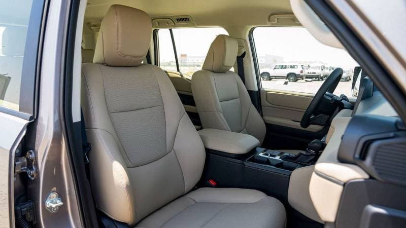 2025 Toyota Prado GXR thumbnail 8