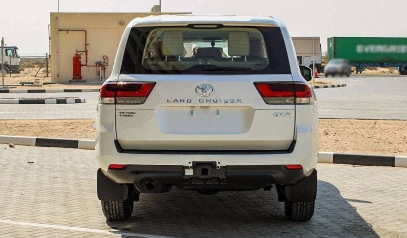 2024 Toyota Land Cruiser GXR thumbnail 5