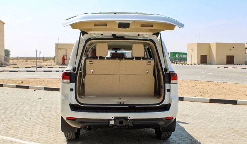 2024 Toyota Land Cruiser GXR thumbnail 8