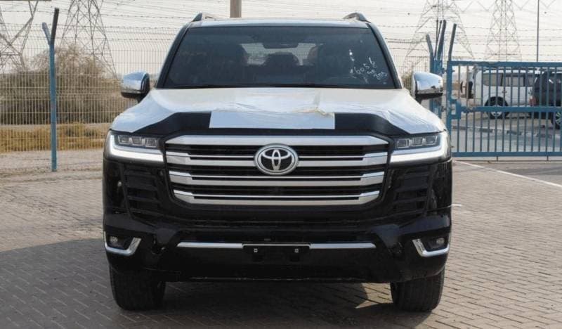 2024 Toyota Land Cruiser VXR thumbnail 2