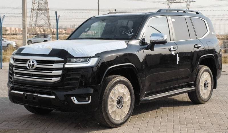 2024 Toyota Land Cruiser VXR thumbnail 3
