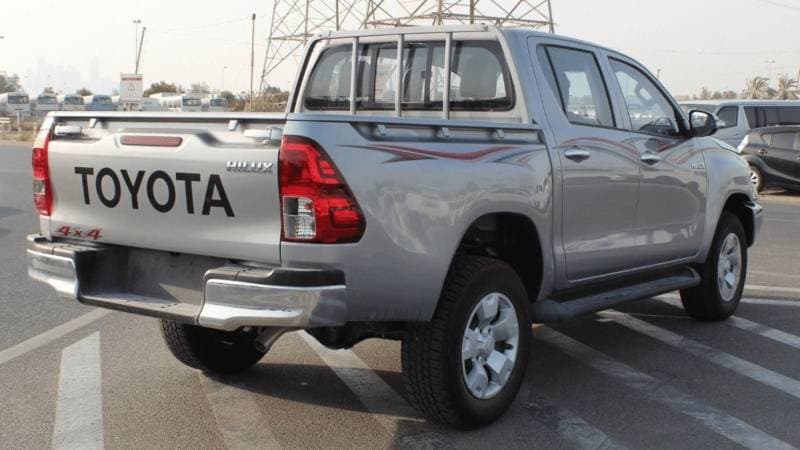 2024 Toyota Hilux SGLX thumbnail 7