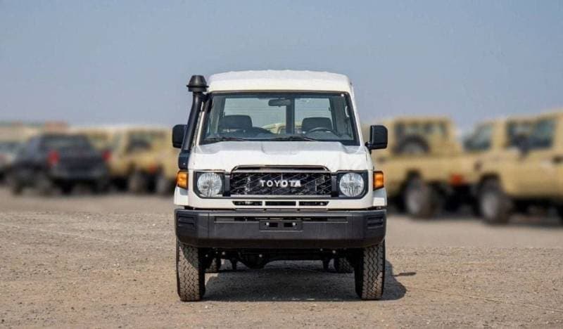 2025 Toyota Land Cruiser 70 LC 78 HARDTOP 4.0L MT thumbnail 2