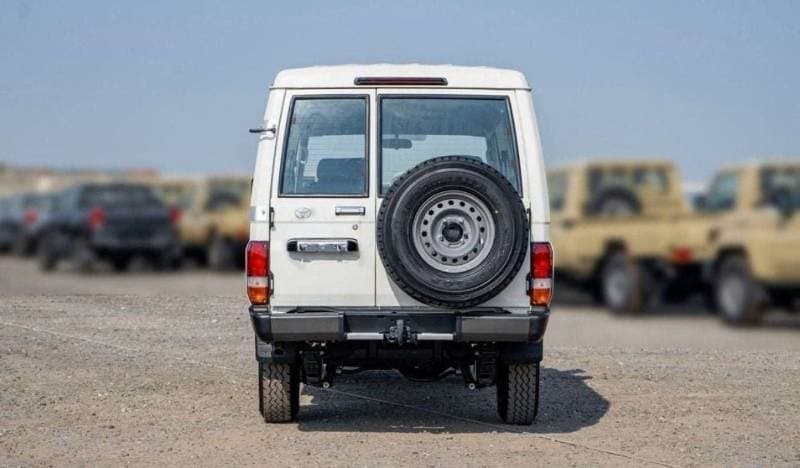 2025 Toyota Land Cruiser 70 LC 78 HARDTOP 4.0L MT thumbnail 5