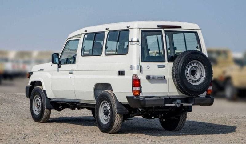 2025 Toyota Land Cruiser 70 LC 78 HARDTOP 4.0L MT thumbnail 7