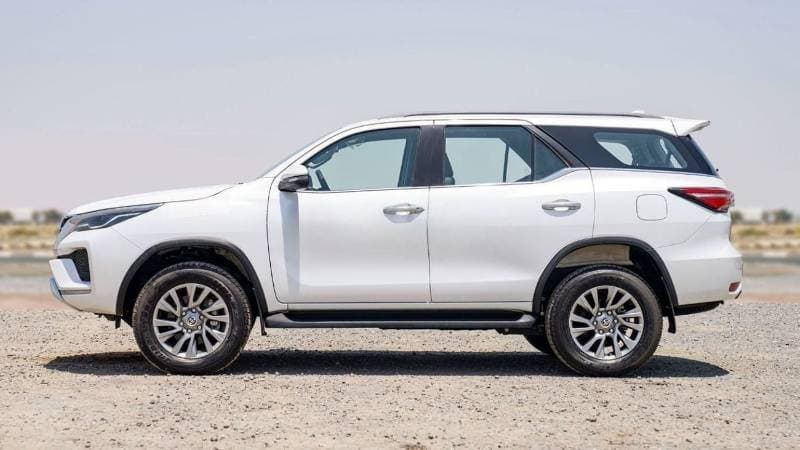 2024 Toyota Fortuner VX2 PLUS thumbnail 5