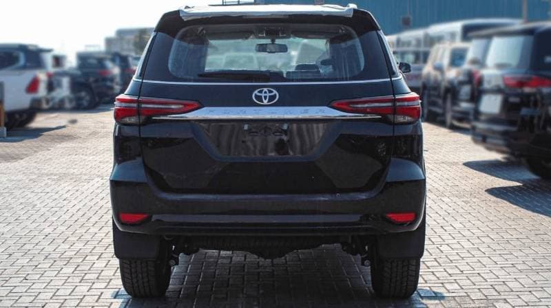 2024 Toyota Fortuner VX2 PLUS thumbnail 4