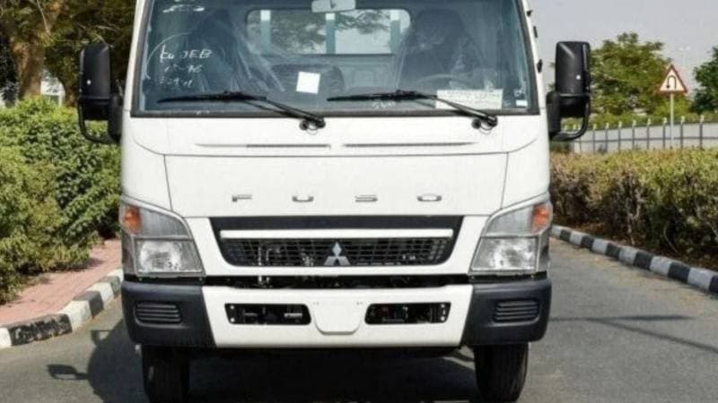 2025 Mitsubishi Fuso Canter thumbnail 2