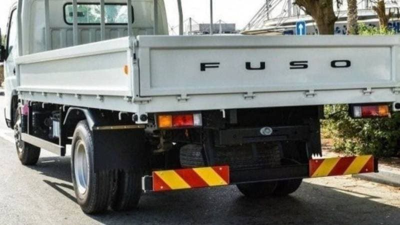 2025 Mitsubishi Fuso Canter thumbnail 4