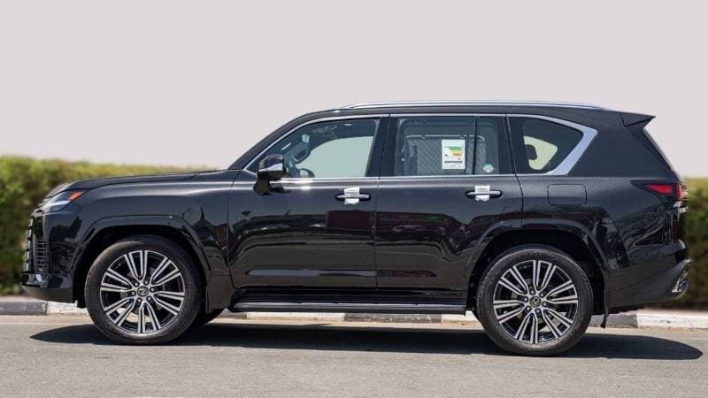 2024 Lexus LX600 SIGNATURE thumbnail 8