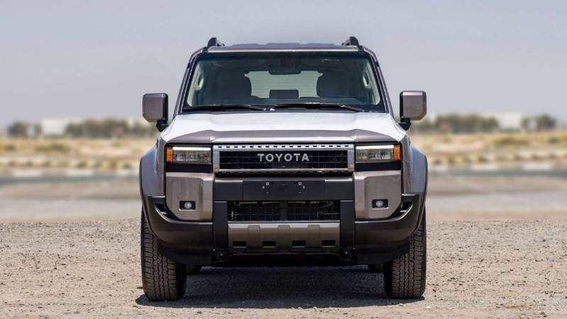 2025 Toyota Prado GXR thumbnail 2