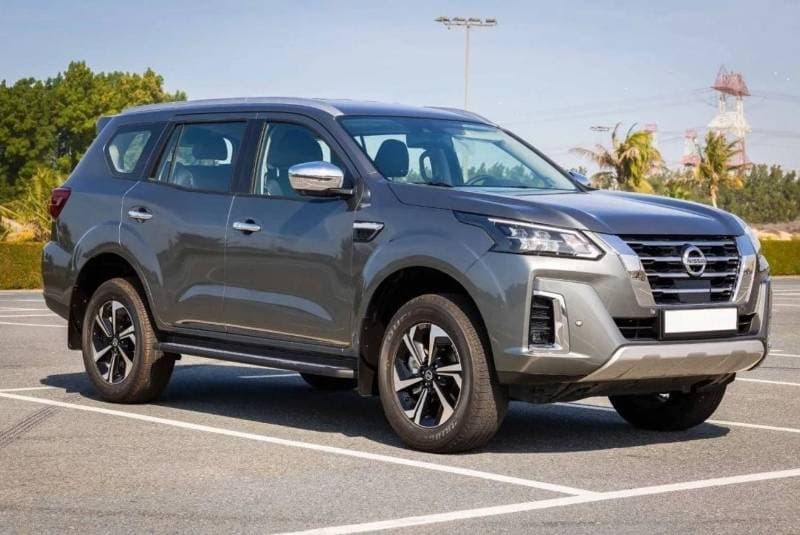 2024 Nissan X Terra PLATINUM thumbnail 3