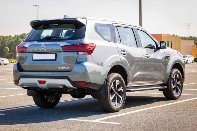 2024 Nissan X Terra PLATINUM thumbnail 4