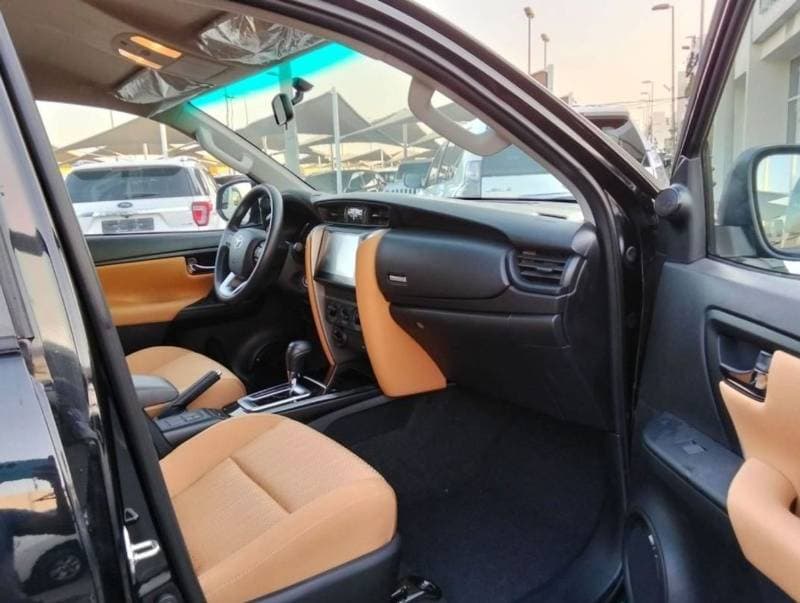 2024 Toyota Fortuner GX2 thumbnail 5