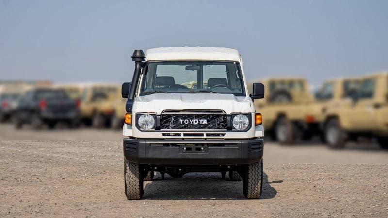 2025 Toyota Land Cruiser 70 LC 78 HARDTOP 4.0L MT thumbnail 2