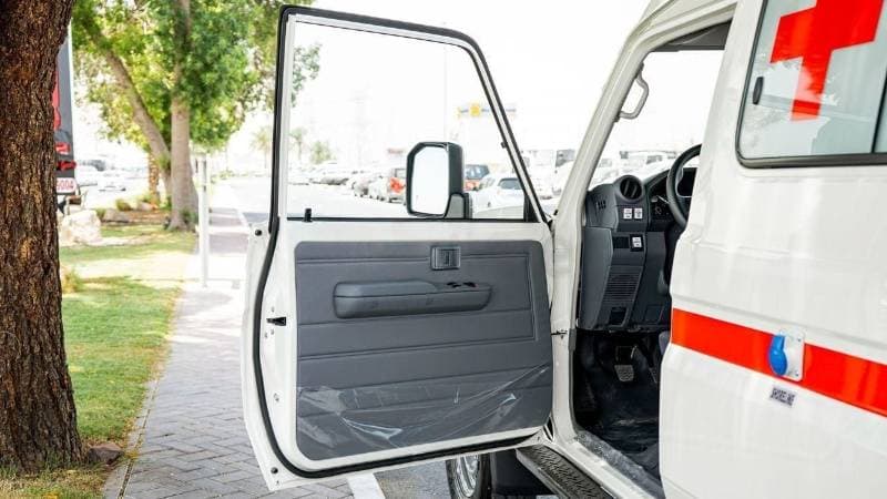 2025 Toyota Land Cruiser 70 LC 78 HARDTOP 2.8L MT thumbnail 4