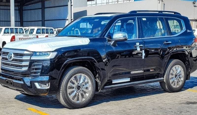 2025 Toyota Land Cruiser VX