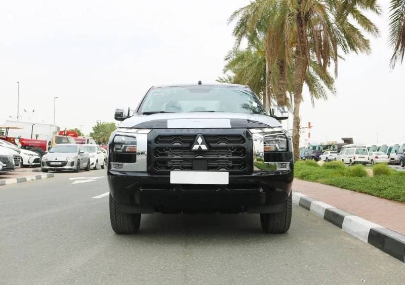 2026 Mitsubishi L200 thumbnail 2