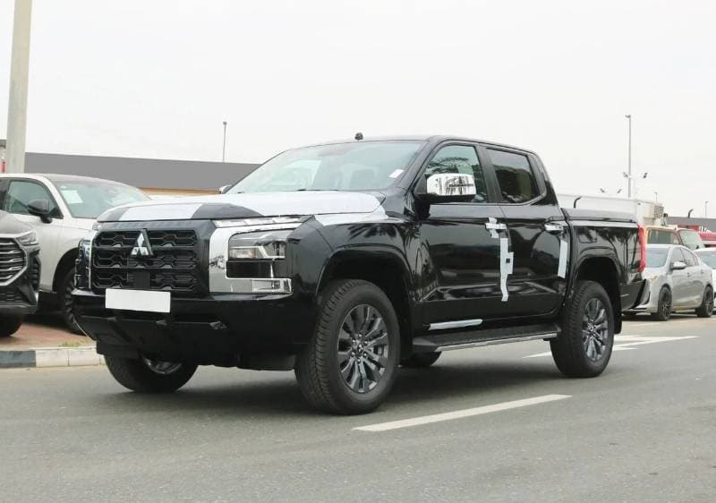 2026 Mitsubishi L200 thumbnail 3