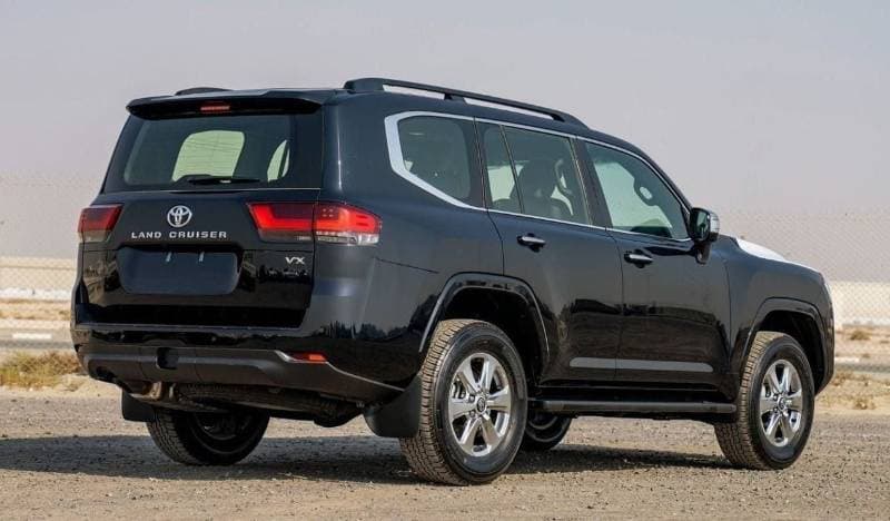 2024 Toyota Land Cruiser VX thumbnail 4