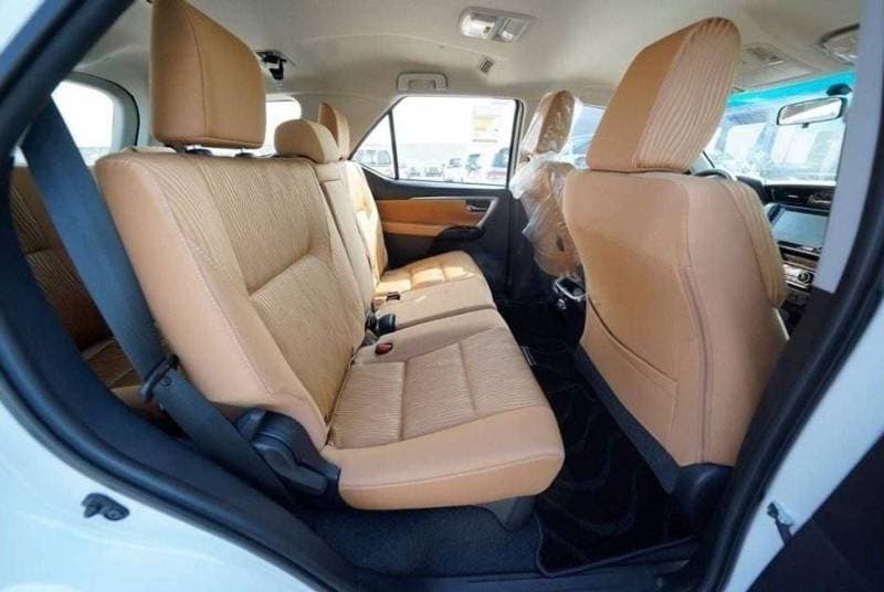 2024 Toyota Fortuner GXR thumbnail 6