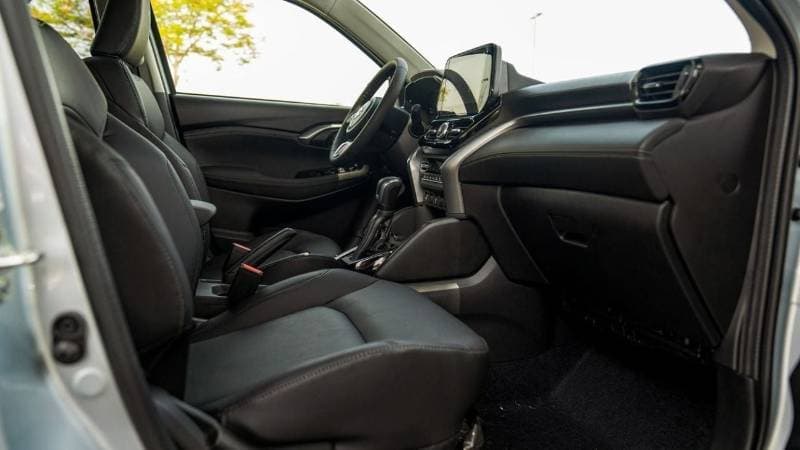 2024 Suzuki Grand Vitara GLX thumbnail 7