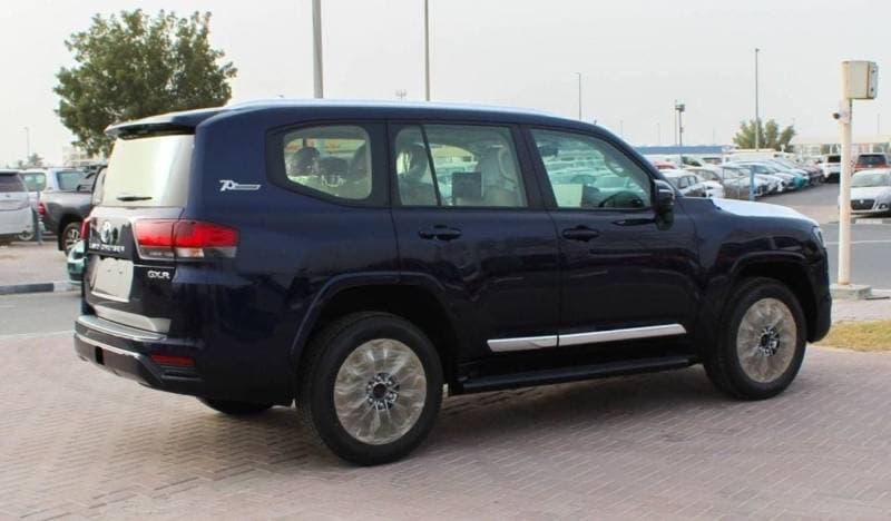 2024 Toyota Land Cruiser GXR thumbnail 7