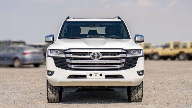 2024 Toyota Land Cruiser VX thumbnail 2
