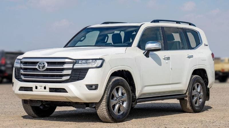 2024 Toyota Land Cruiser VX thumbnail 3