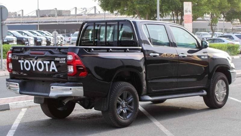 2024 Toyota Hilux SGLX thumbnail 5