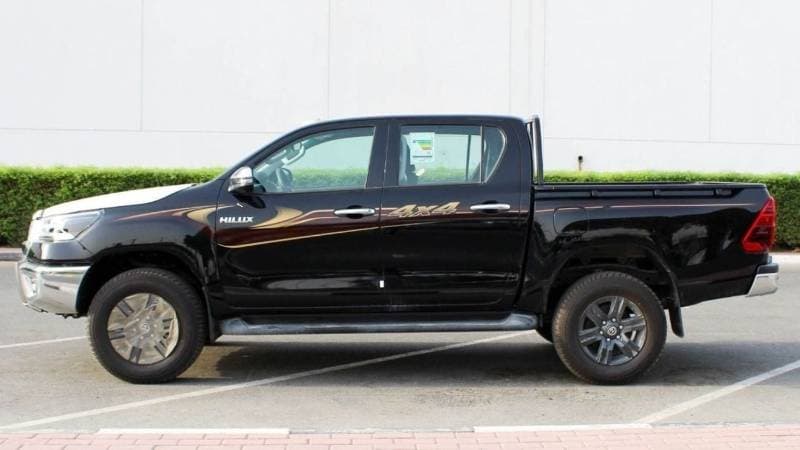 2024 Toyota Hilux SGLX thumbnail 7