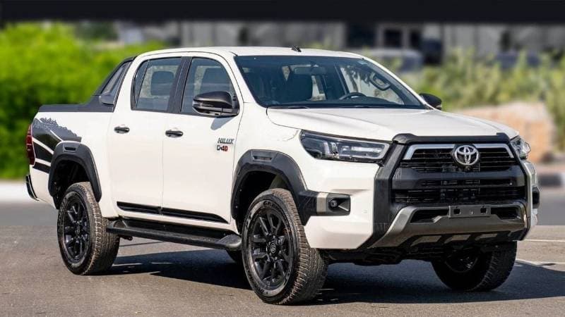 2025 Toyota Hilux ADVENTURE