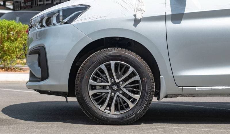2024 Suzuki Ertiga GLX thumbnail 6