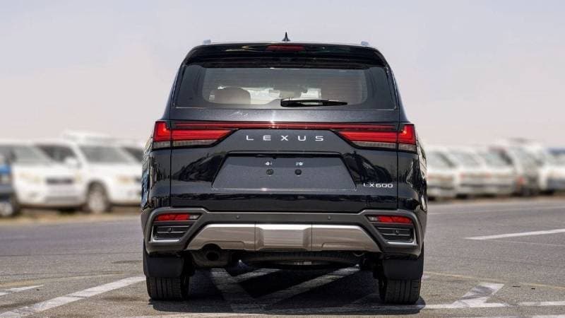2024 Lexus LX600 VIP thumbnail 4