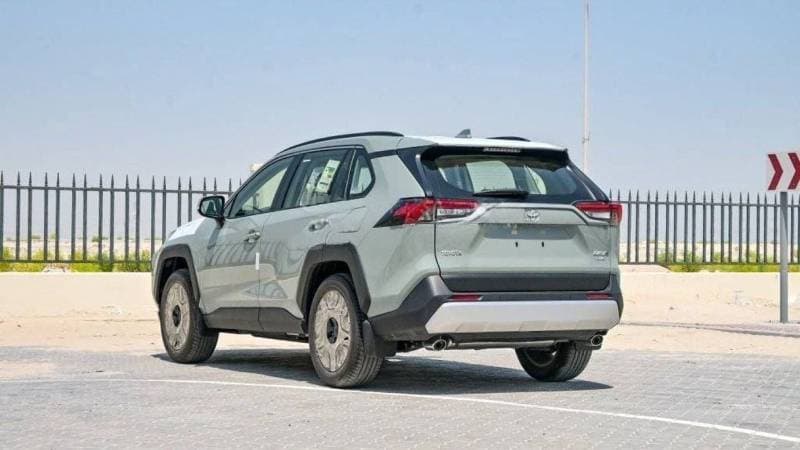 2024 Toyota RAV4 ADVENTURE thumbnail 6