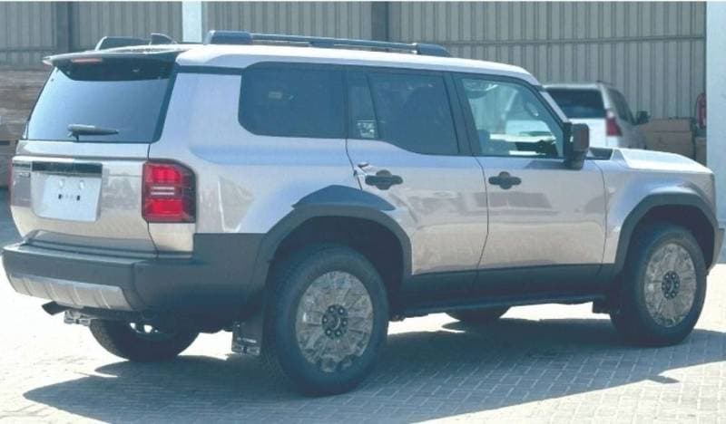 2024 Toyota Prado ADVENTURE thumbnail 4
