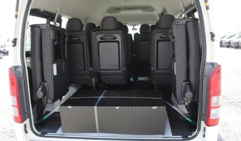 2025 Toyota Hiace DLS STANDARD ROOF thumbnail 5