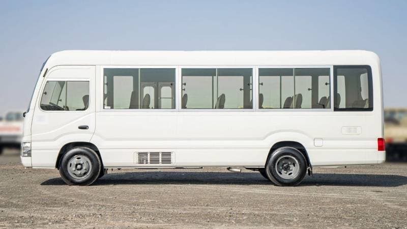 2025 Toyota Coaster thumbnail 3