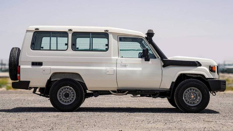 2025 Toyota Land Cruiser 70 LC 78 HARDTOP 2.8L MT thumbnail 6