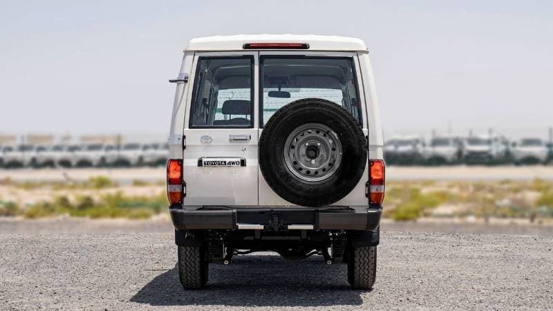 2025 Toyota Land Cruiser 70 LC 78 HARDTOP 2.8L MT thumbnail 8