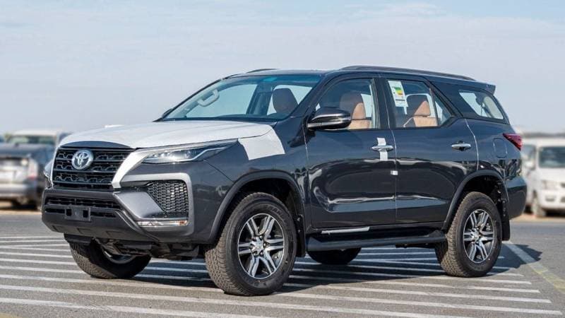 2026 Toyota Fortuner EXR