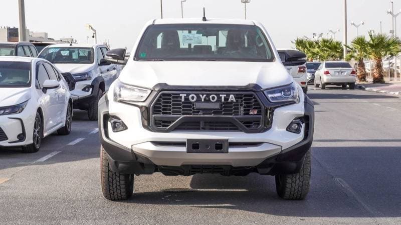 2025 Toyota Hilux GR SPORT thumbnail 2