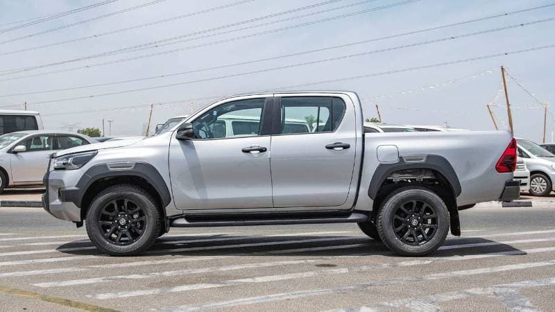 2026 Toyota Hilux ADVENTURE thumbnail 5