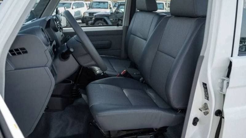 2026 Toyota Land Cruiser 70 LC76 HARD TOP thumbnail 8