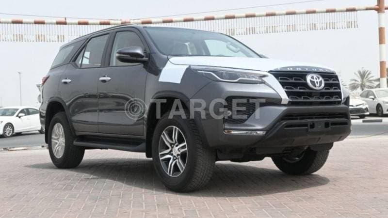 2025 Toyota Fortuner EXR