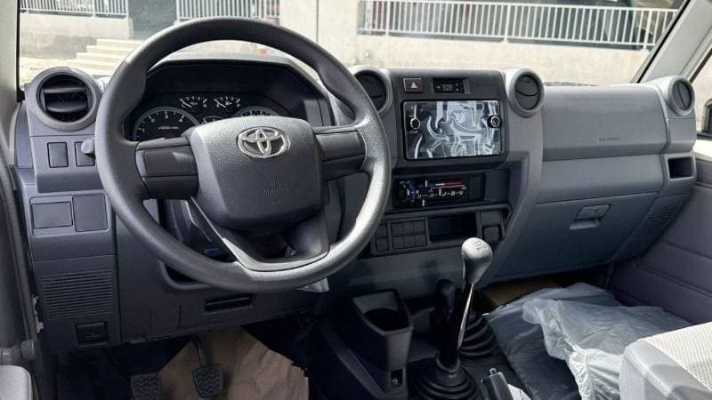 2026 Toyota Land Cruiser Pick Up thumbnail 7