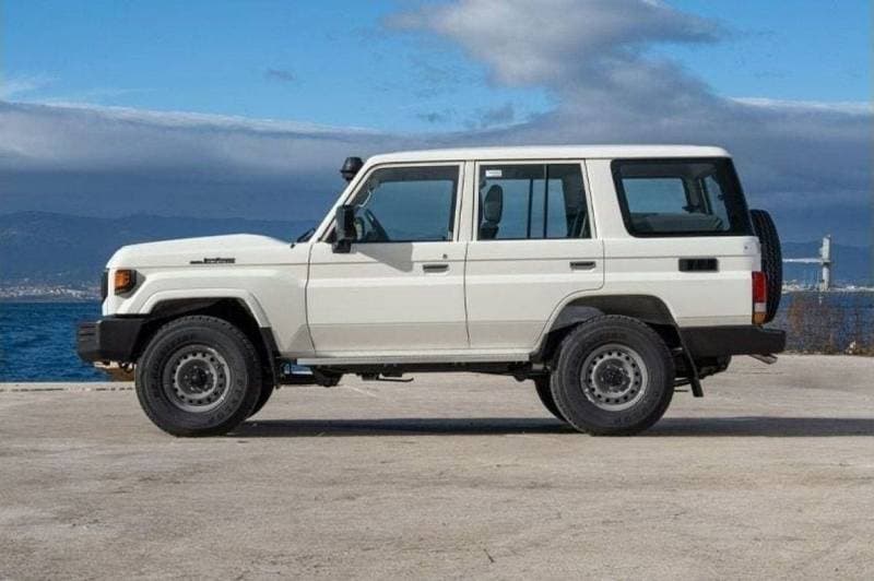 2026 Toyota Land Cruiser 70 LC 78 thumbnail 5