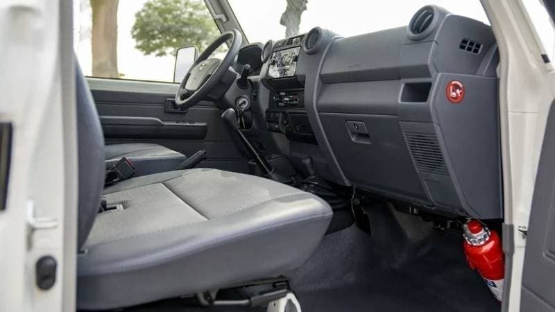 2026 Toyota Land Cruiser Pick Up thumbnail 8