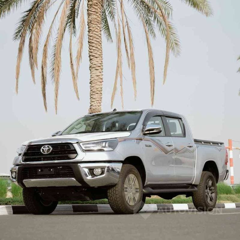 2025 Toyota Hilux SGLX