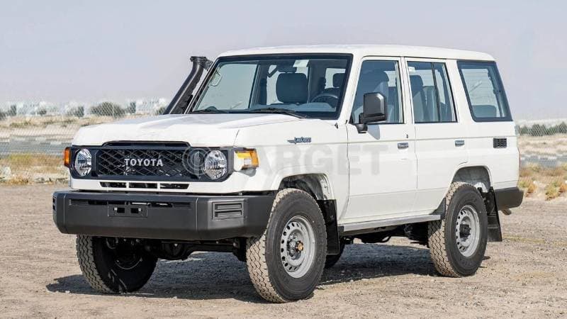 2025 Toyota Land Cruiser 70 LC76 LX thumbnail 2